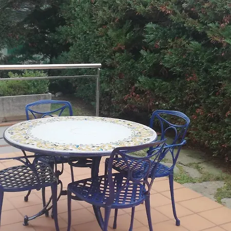 Apto. En Vivienda- 1 Linea De Costa- Parking-wifi. 아파트 문다카