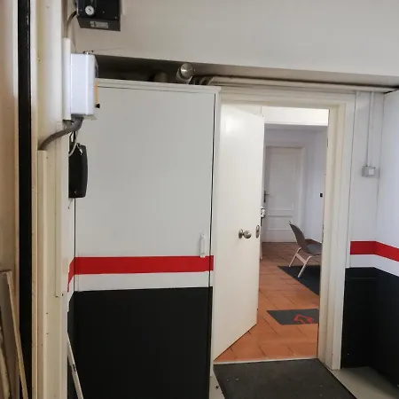 Apto. En Vivienda- 1 Linea De Costa- Parking-wifi. 아파트 *