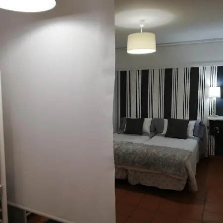 Apartamento Apto. En Vivienda- 1 Linea De Costa- Parking-wifi. *