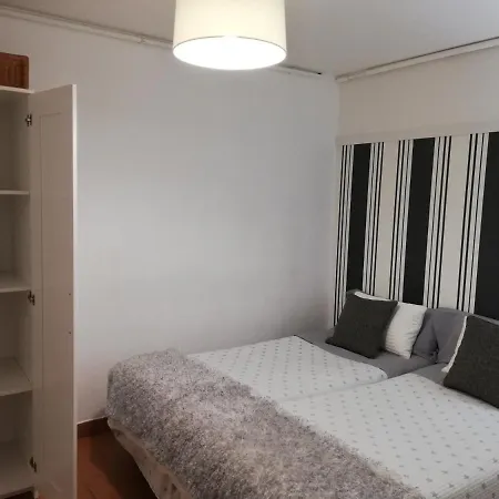 Apto. En Vivienda- 1 Linea De Costa- Parking-wifi. Apartamento *